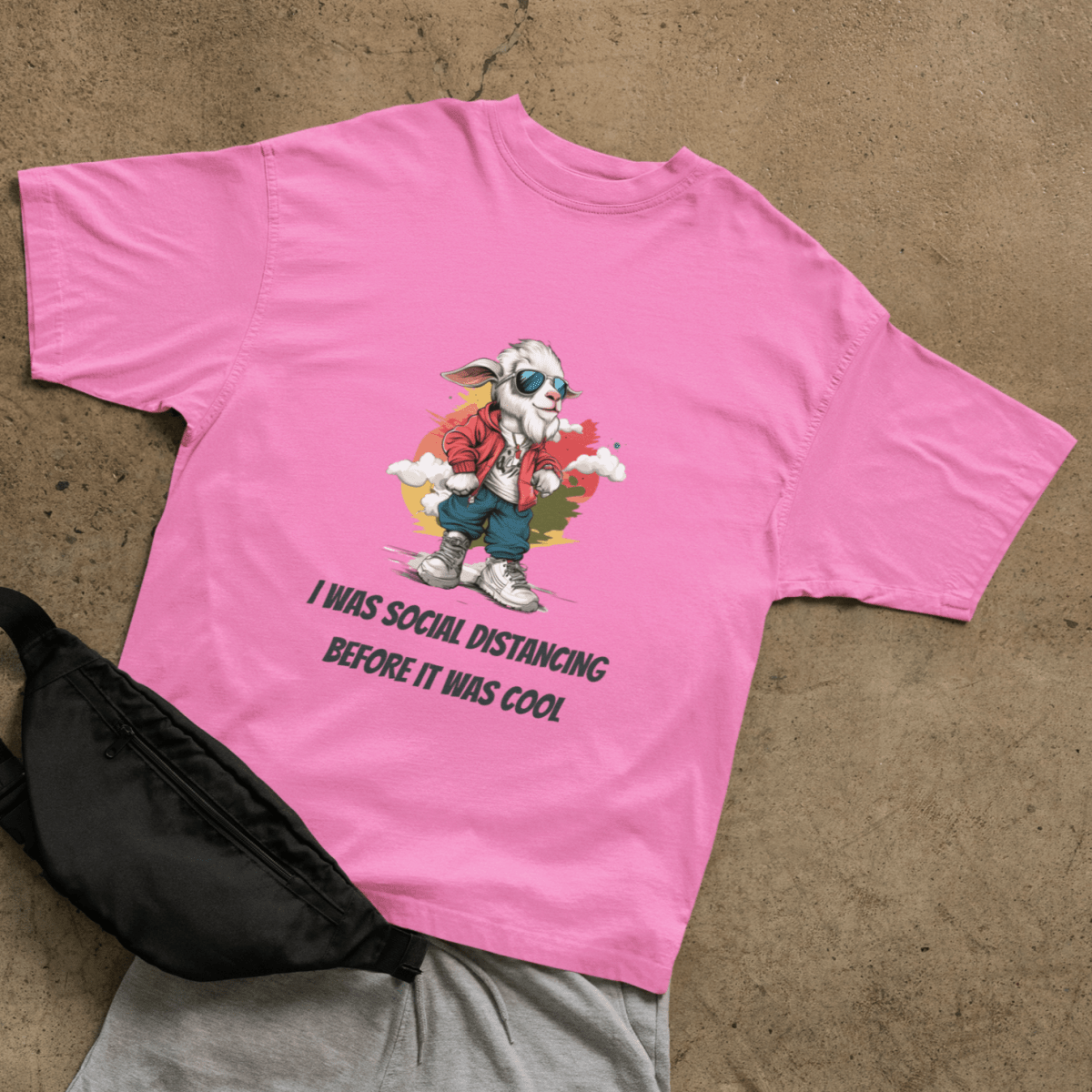 Social distancing T-shirt - ROMAG Store