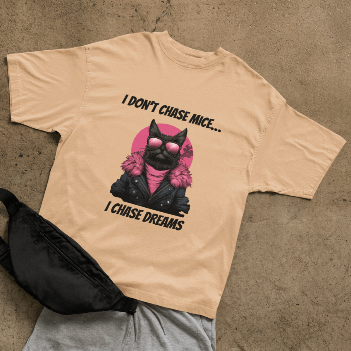 I don't chase mice T-shirt - ROMAG Store
