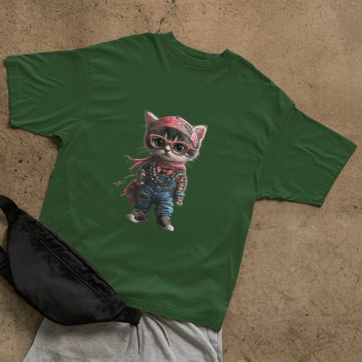 Girl Cat T-shirt - ROMAG Store