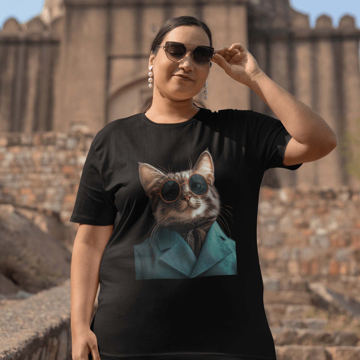 Cat T-shirt - ROMAG Store