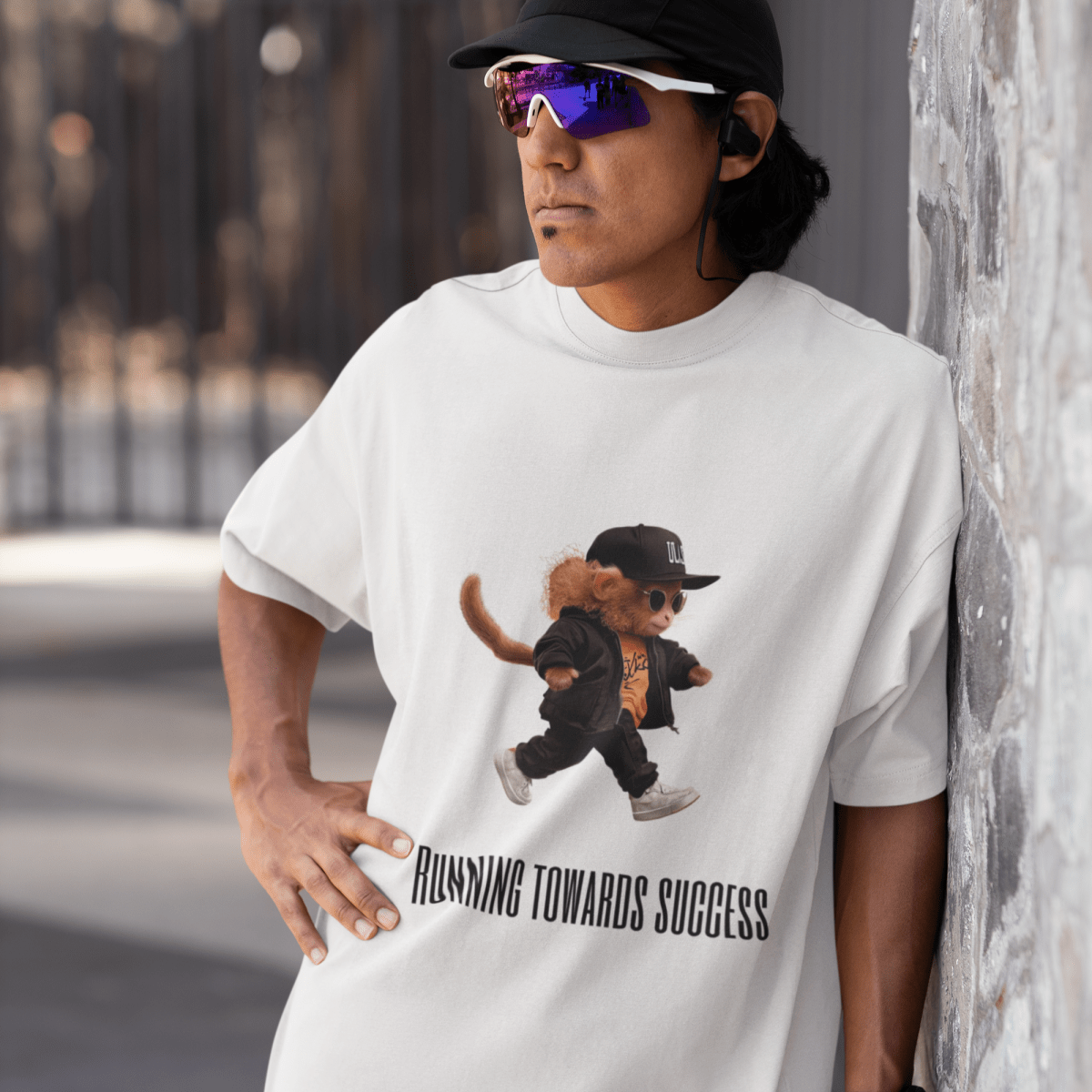 Successful Monkey T-shirt - ROMAG Store