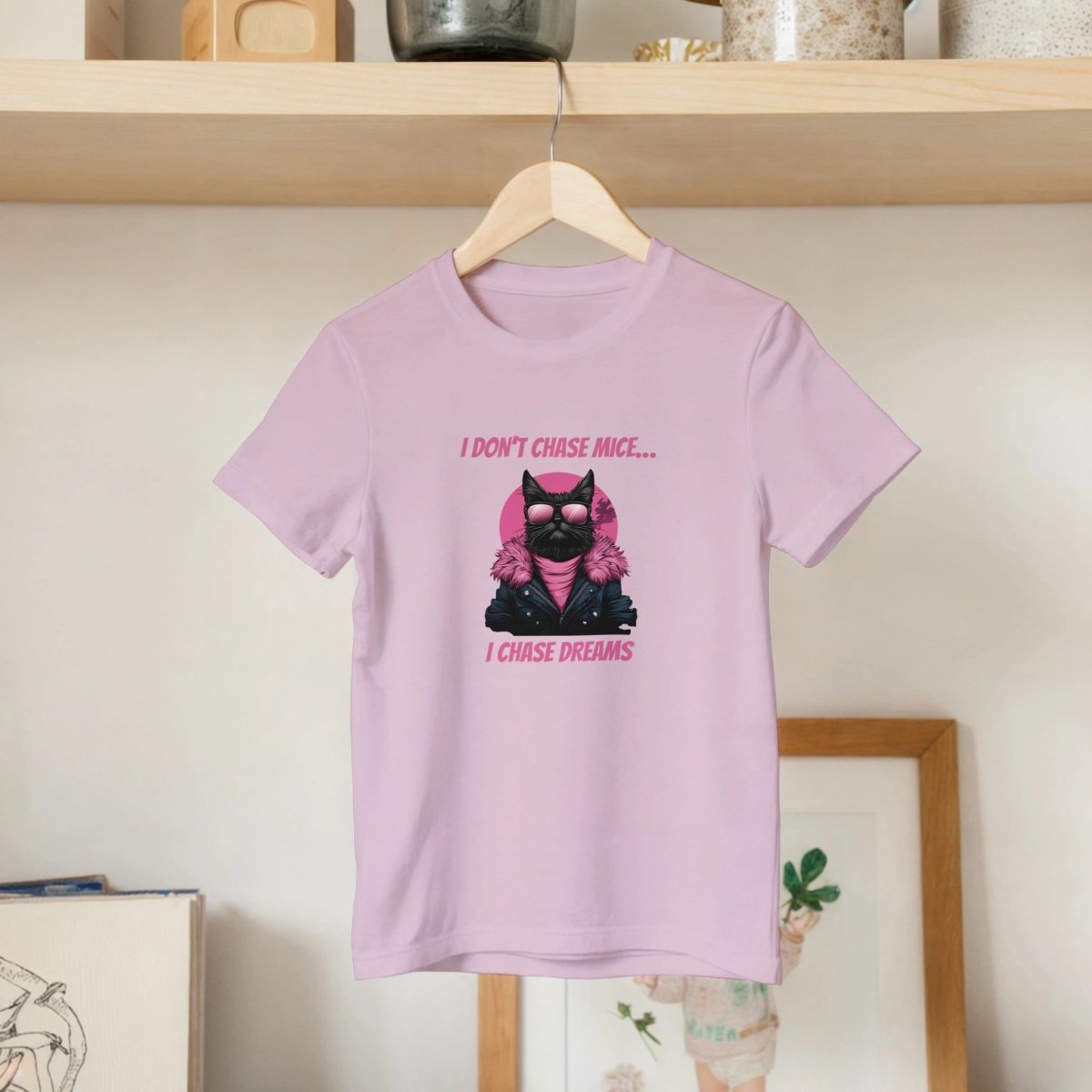 Retro '80s Dream Chaser Cat Kids T-shirt - ROMAG Store